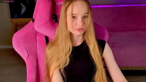 Shawty Mia online show from November 11, 2025, 5:57 pm