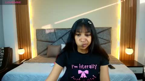 Snapshot of shaymilleer chatting on April 26, 2026, 11:41 am Shay Miller online show from April 26, 2026, 11:41 am