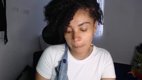 Shayna online show from January 14, 2026, 10:47 pm