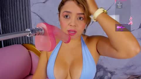 Snapshot of shayra_boobs2 chatting on April 21, 2026, 10:32 am shayra_boobs2 online show from April 21, 2026, 10:32 am