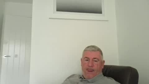 she52 online show from November 5, 2025, 8:58 am