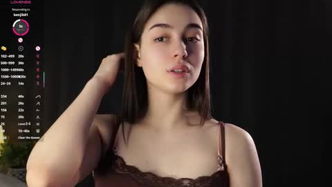 Tessa online show from March 28, 2026, 2:55 am