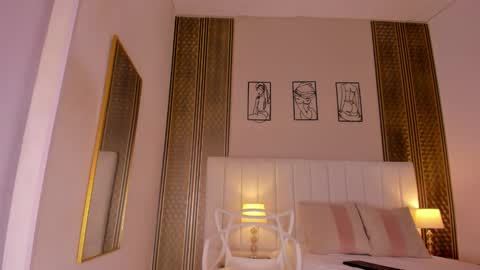 sheila__x online show from March 18, 2026, 6:33 pm