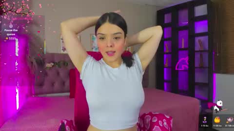 Shelby cute  online show from October 20, 2025, 1:00 pm