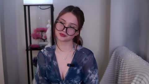 Snapshot of sheliamuyres chatting on February 12, 2026, 1:50 pm Lina online show from February 12, 2026, 1:50 pm