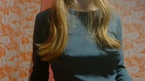 Erika online show from January 24, 2025, 12:20 am