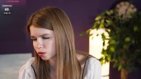 Sofia online show from October 17, 2025, 7:44 am