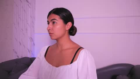  Transmission schedule Monday - Friday 715 am to 200 pm time Colombia  online show from October 7, 2025, 2:25 pm