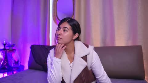  Transmission schedule Monday - Friday 715 am to 200 pm time Colombia  online show from October 20, 2025, 2:28 pm