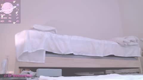 Snapshot of shemalesissy2 chatting on February 5, 2026, 2:38 am Rellish Irene online show from February 5, 2026, 2:38 am