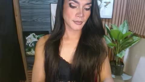 Snapshot of shemel69 chatting on April 19, 2026, 7:27 pm MELODY online show from April 19, 2026, 7:27 pm