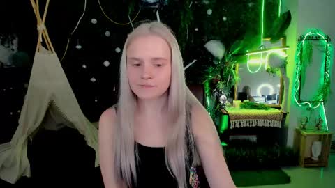 Sweet Sherri online show from May 28, 2026, 5:16 am