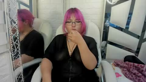 sherry_boomm online show from May 13, 2026, 11:00 pm