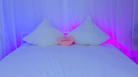 Snapshot of sherry_sandra chatting on October 11, 2025, 10:47 am Sherry online show from October 11, 2025, 10:47 am