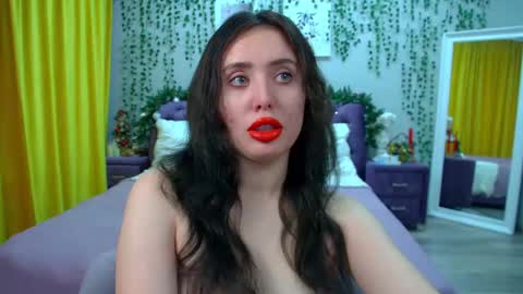 Sherry online show from December 5, 2025, 6:33 am