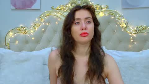 Sherry online show from December 17, 2025, 6:30 am