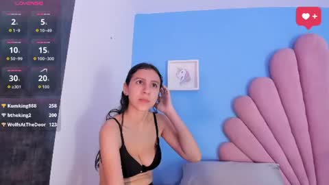 Snapshot of shery_milk chatting on June 10, 2026, 11:31 am Shery online show from June 10, 2026, 11:31 am