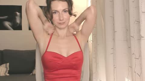 shesleepsnaked online show from November 15, 2025, 3:52 pm