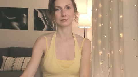 shesleepsnaked online show from January 15, 2026, 4:11 pm