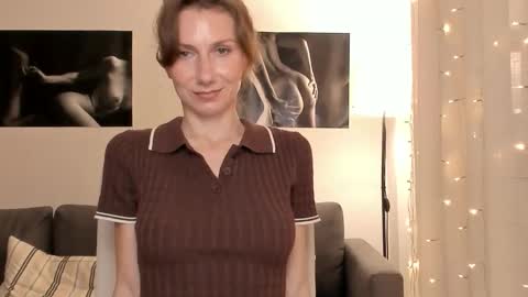 shesleepsnaked online show from January 31, 2026, 7:11 pm