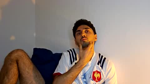 shhervin online show from December 1, 2025, 11:43 pm