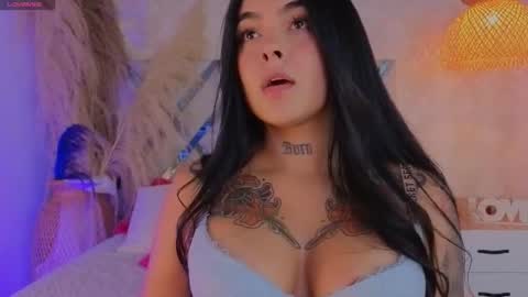 Snapshot of shimmer_lure chatting on October 25, 2025, 8:03 pm shimmer_lure online show from October 25, 2025, 8:03 pm