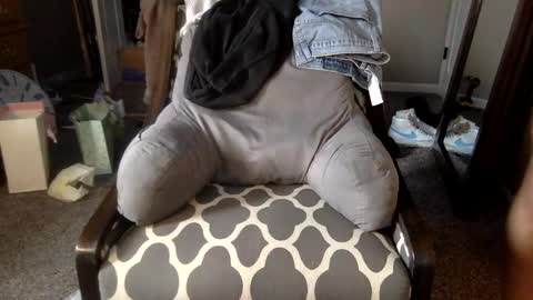 shimmyloe online show from October 25, 2025, 6:35 pm