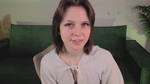 Snapshot of shine_vivi chatting on March 2, 2026, 1:18 pm Vivi online show from March 2, 2026, 1:18 pm