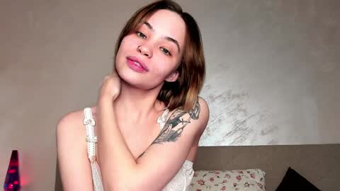 Lina online show from December 21, 2024, 1:26 am