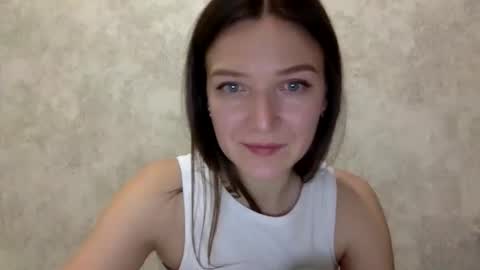 Jesica online show from February 2, 2026, 7:45 pm