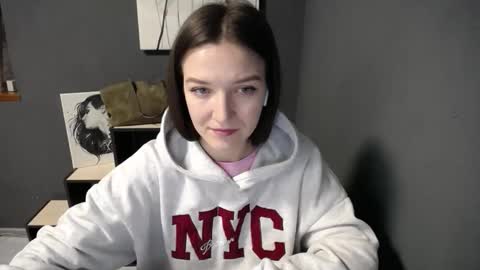 Jesica online show from February 18, 2026, 7:04 am