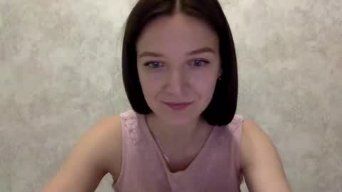 Snapshot of shining_pearl chatting on May 6, 2026, 7:41 pm Jesica online show from May 6, 2026, 7:41 pm