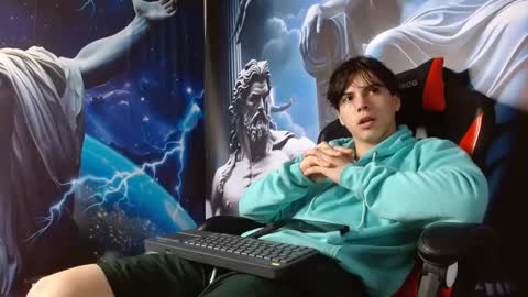 Snapshot of shinobi_grey chatting on February 5, 2025, 5:53 pm .. shinobi .. online show from February 5, 2025, 5:53 pm