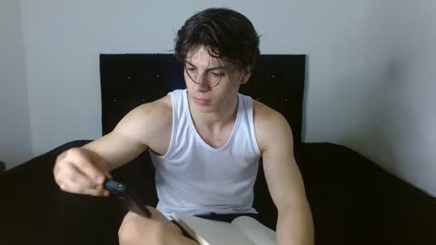 Snapshot of shinobi_grey chatting on February 14, 2025, 3:47 pm .. shinobi .. online show from February 14, 2025, 3:47 pm