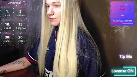 Snapshot of shiny_victoria chatting on February 13, 2026, 9:38 am Victoria online show from February 13, 2026, 9:38 am