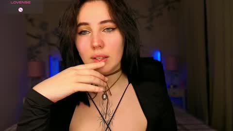 shiraazsh online show from June 6, 2026, 9:30 pm