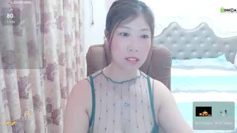 Shirleyni online show from April 12, 2026, 2:27 am