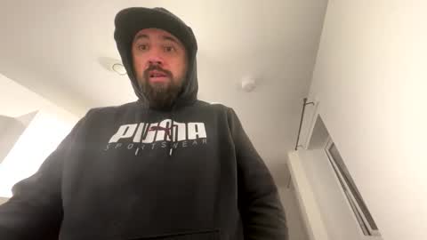 Shady online show from February 25, 2026, 1:15 am