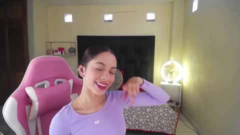  kendal  online show from October 28, 2025, 12:41 pm