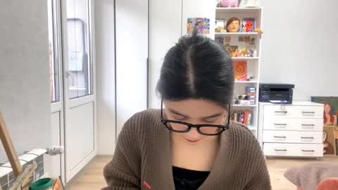 Marie online show from February 6, 2026, 12:08 pm