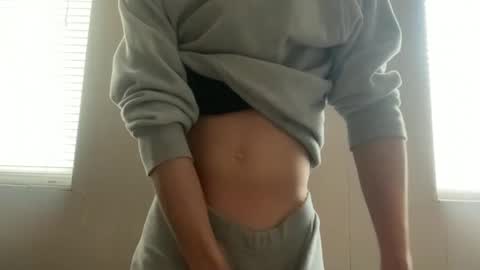 shoobie1818 online show from February 3, 2025, 6:49 pm