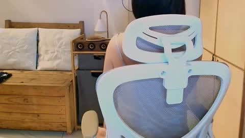 Mori online show from December 17, 2025, 1:22 am