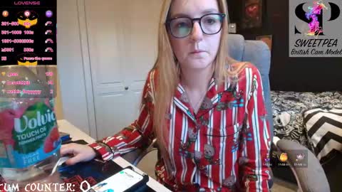 short sweetpea online show from October 22, 2025, 7:08 am