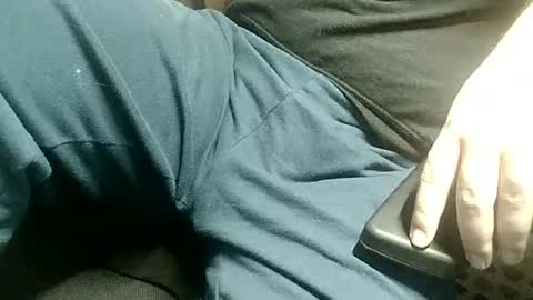 show_off_89 online show from November 17, 2025, 3:51 pm