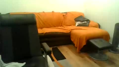 Snapshot of showherenow chatting on February 4, 2026, 5:57 am showherenow online show from February 4, 2026, 5:57 am