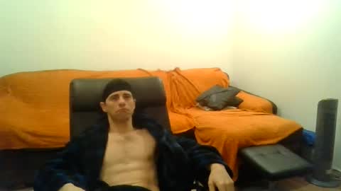 Snapshot of showherenow chatting on February 15, 2026, 7:16 am showherenow online show from February 15, 2026, 7:16 am