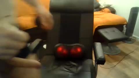 Snapshot of showherenow chatting on March 16, 2026, 8:07 am showherenow online show from March 16, 2026, 8:07 am