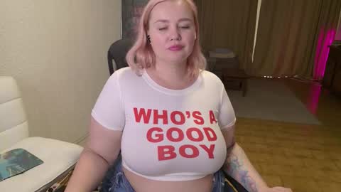 Mimi   online show from February 4, 2026, 1:17 pm