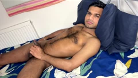 shubh509083 online show from April 19, 2026, 8:24 am