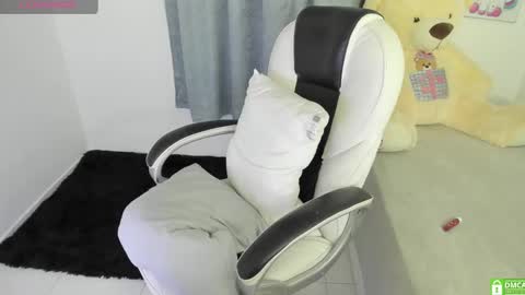 Nahomy online show from February 19, 2025, 12:25 am